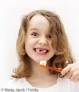 Zahnarzt Kinderbehandlung Mädchen Mannheim
